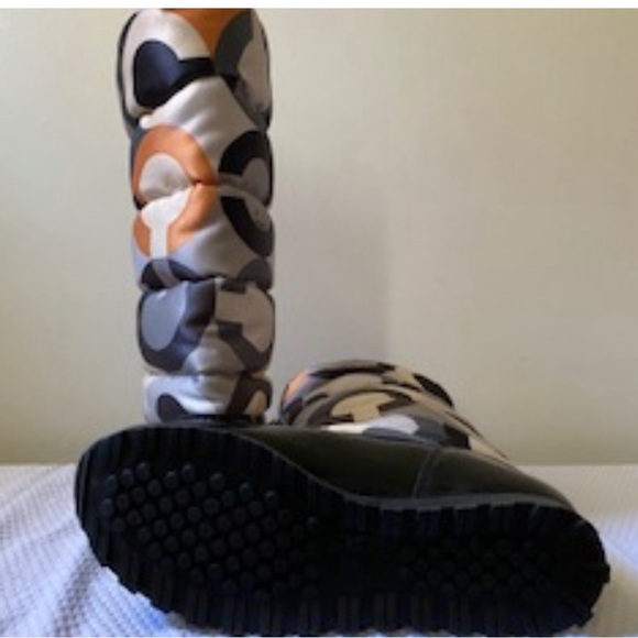 Coach multi color rain boots. - Picture 4 of 4